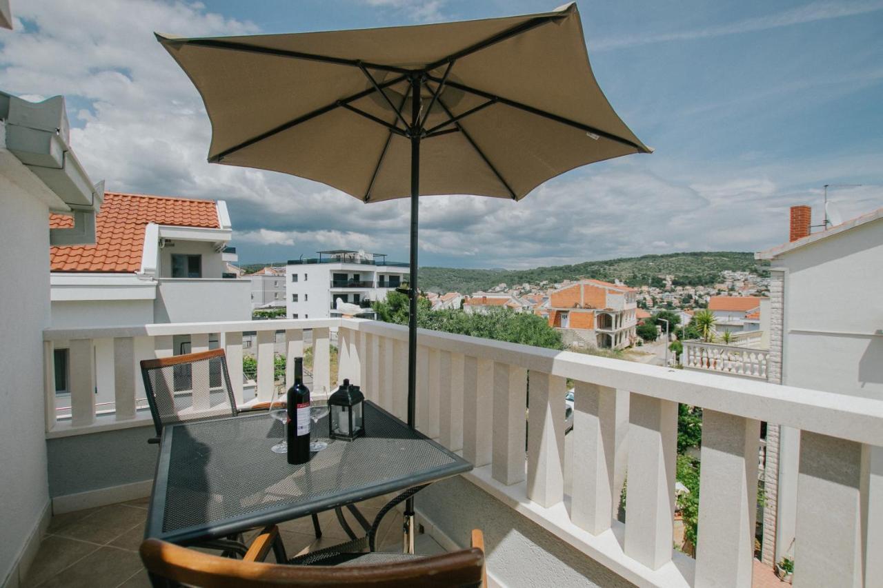 Blue Sea House Apartment Trogir Exterior photo