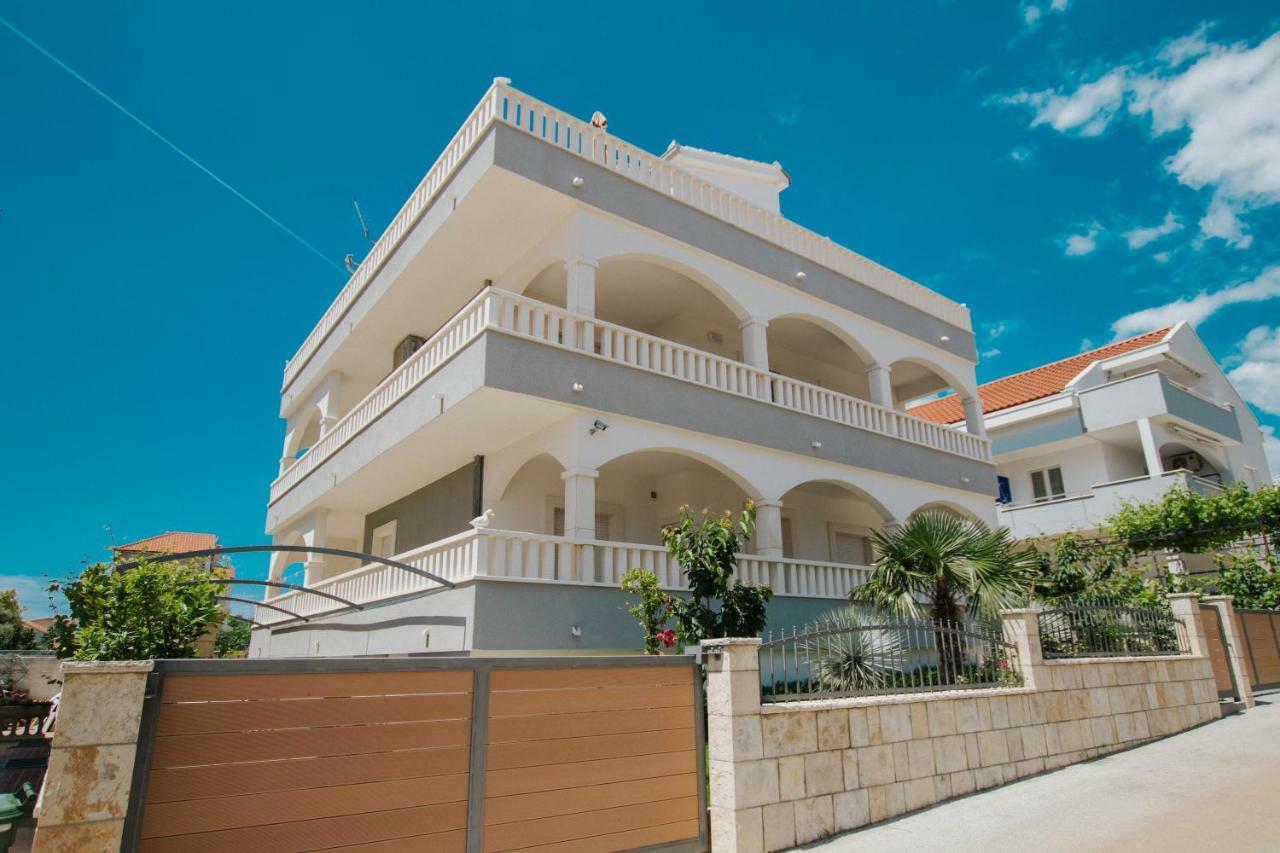 Blue Sea House Apartment Trogir Exterior photo